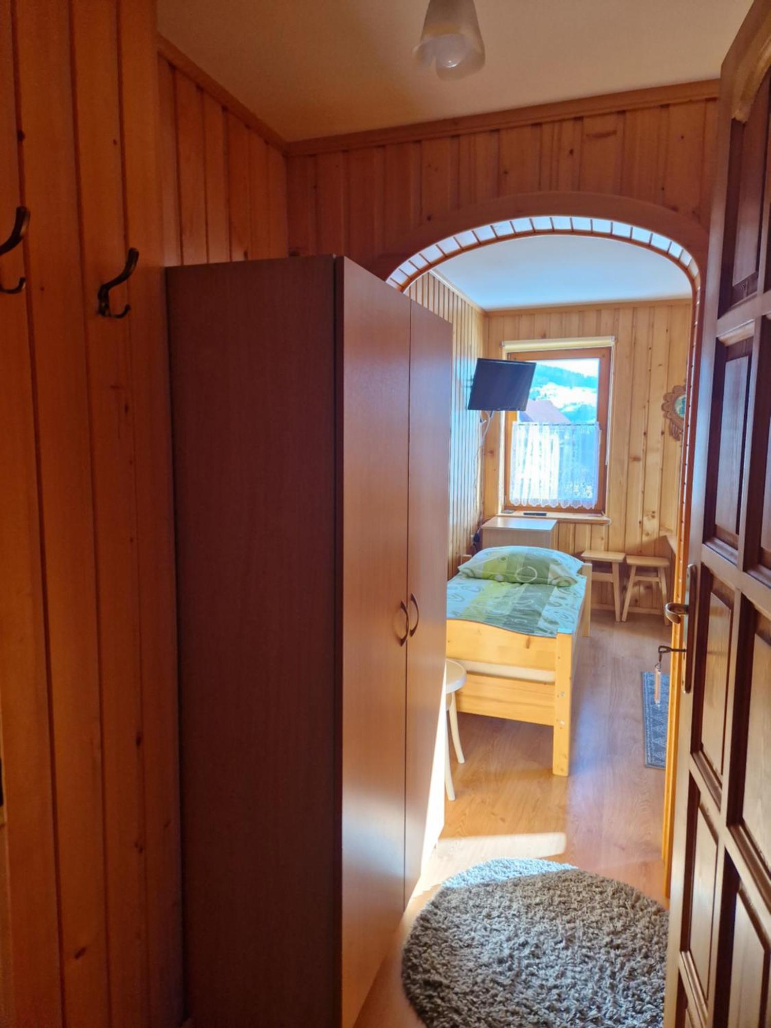 Pokoje Goscinne U Czeska Kluszkowce Exterior photo